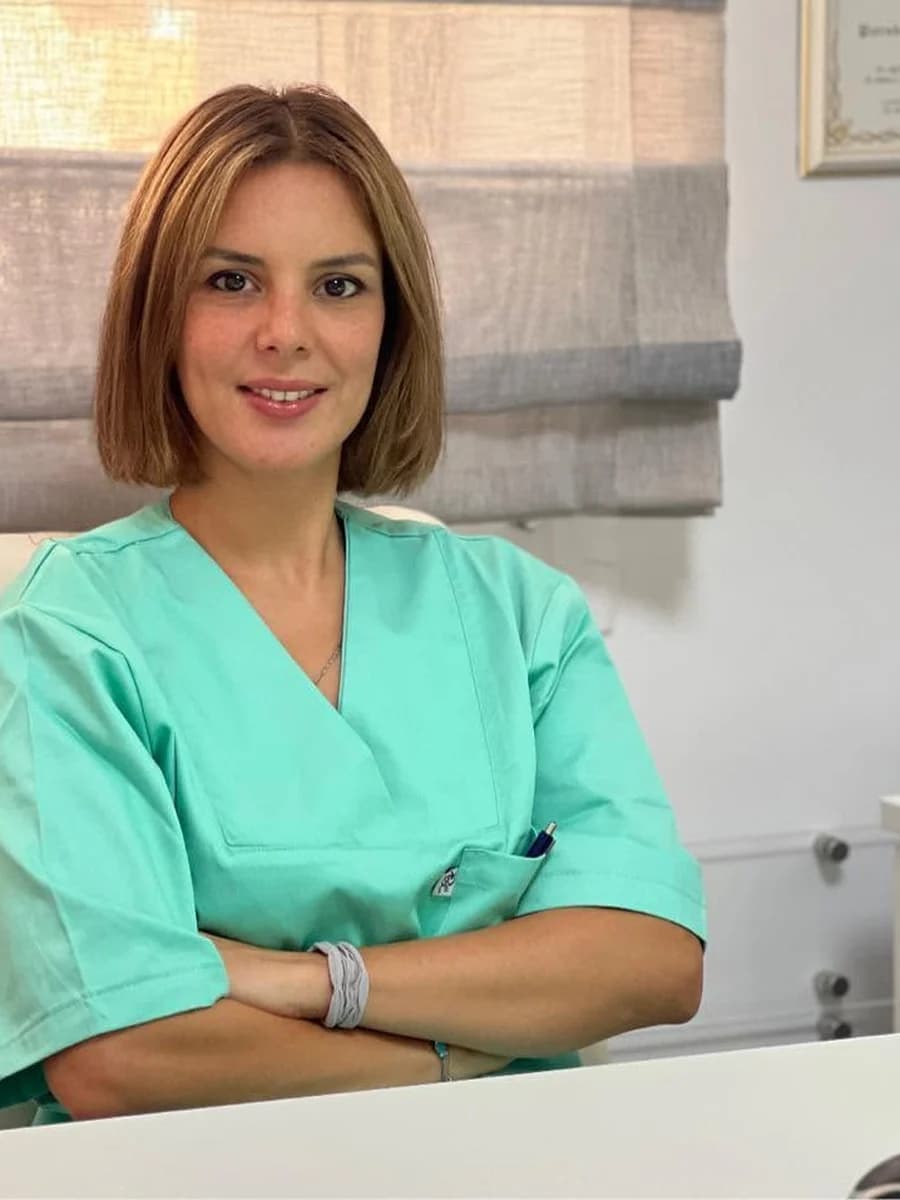 Dr Ines Hanana, chirurgien-dentiste